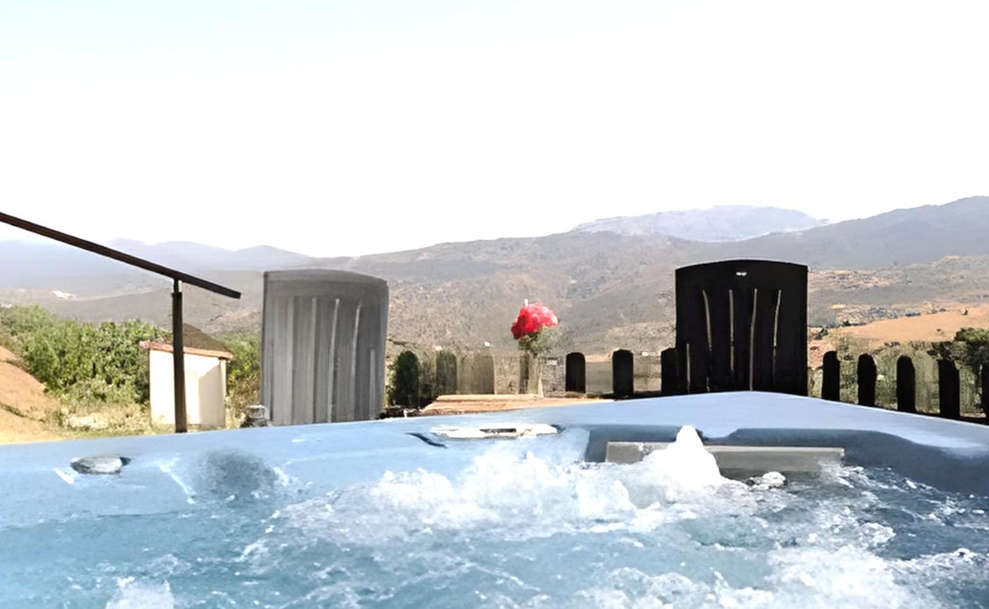 Private Detached Chalet With Own Jacuzzi Mi Dushi Tolox Bagian luar foto
