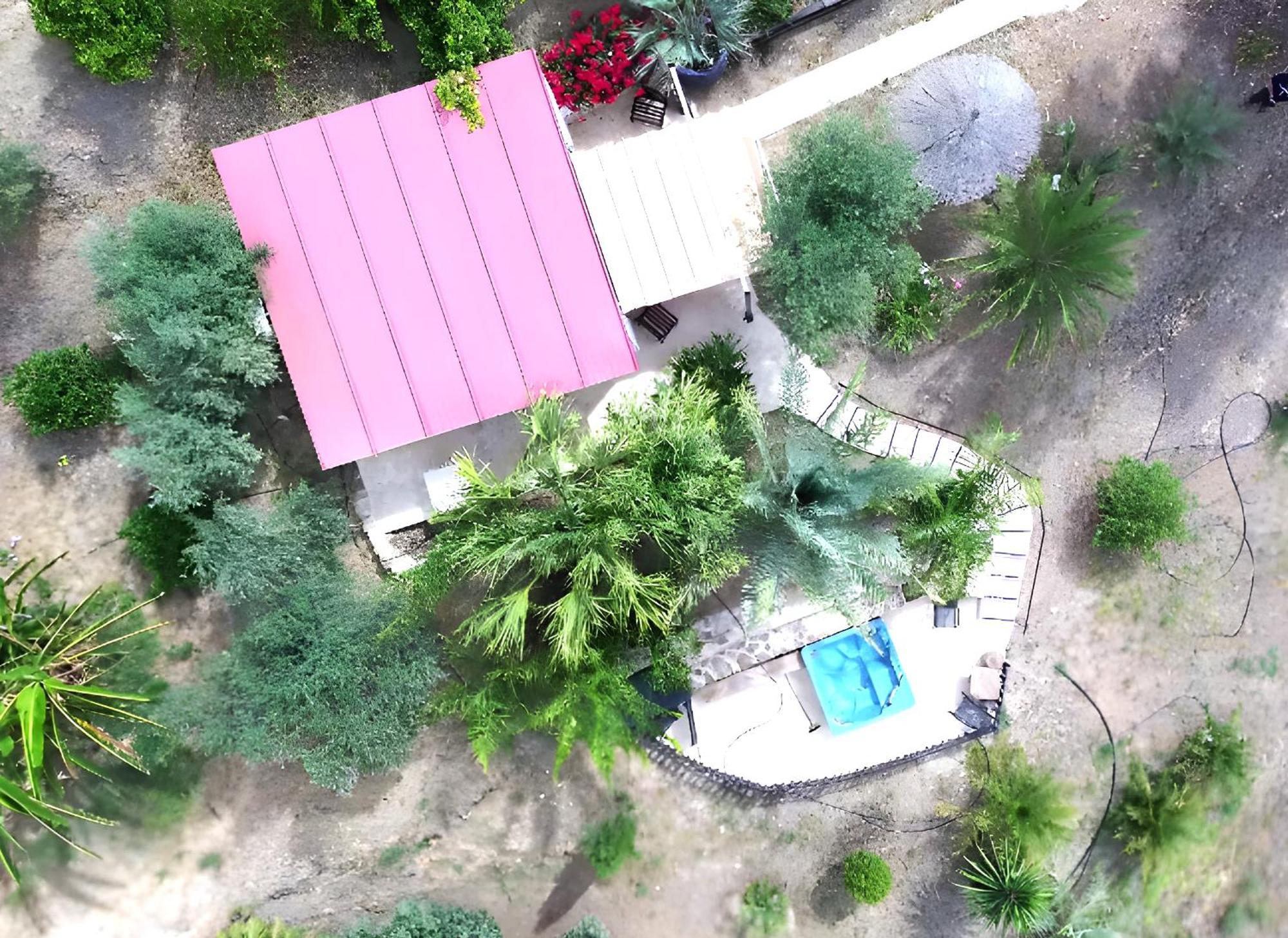 Private Detached Chalet With Own Jacuzzi Mi Dushi Tolox Bagian luar foto