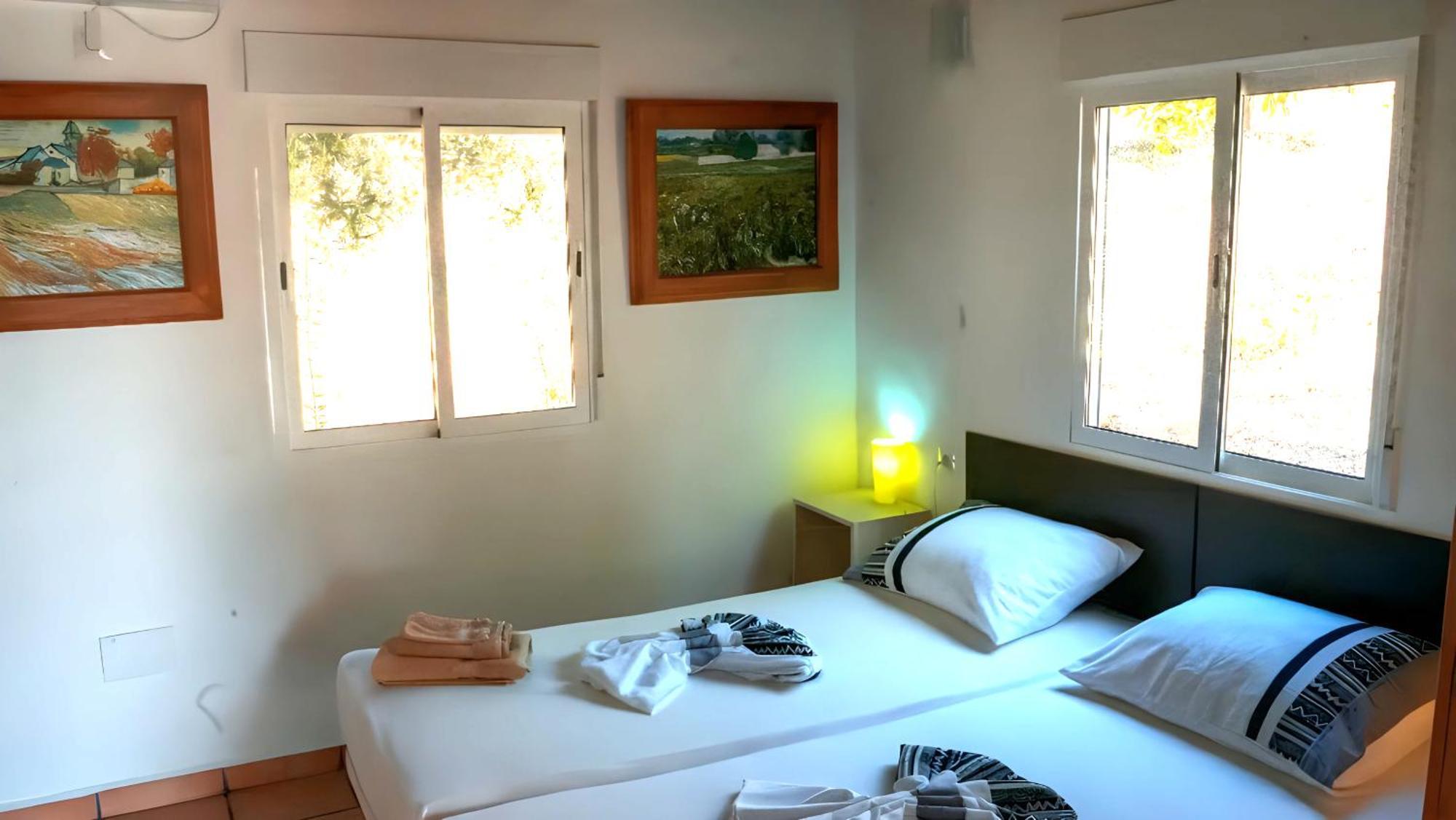 Private Detached Chalet With Own Jacuzzi Mi Dushi Tolox Bagian luar foto